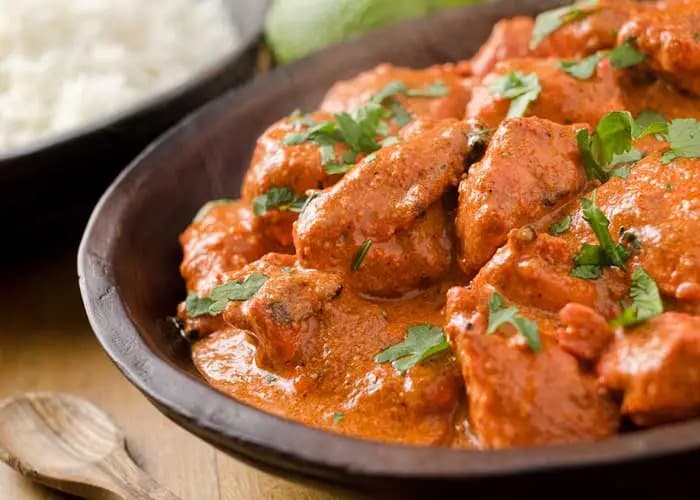 Butter chicken with bone